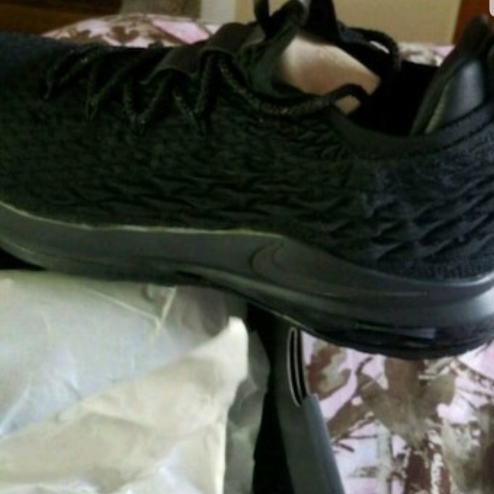 Lebron James all black size 12